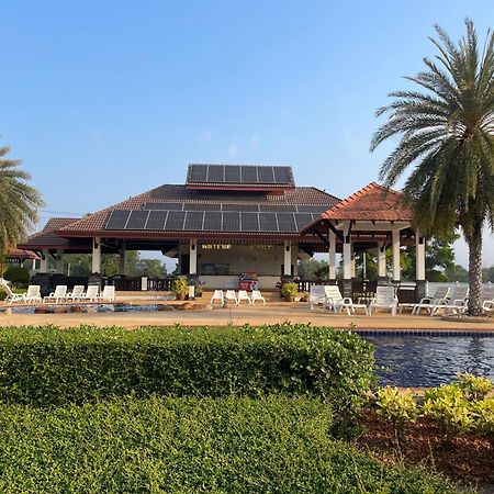 Seabreeze Villa Rayong Exterior photo
